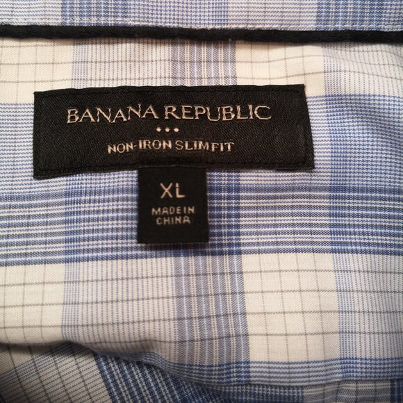 2/$30.00 Mix & Match - Banana Republic Men's Dress / Casual Shirt - Picture 3 of 5